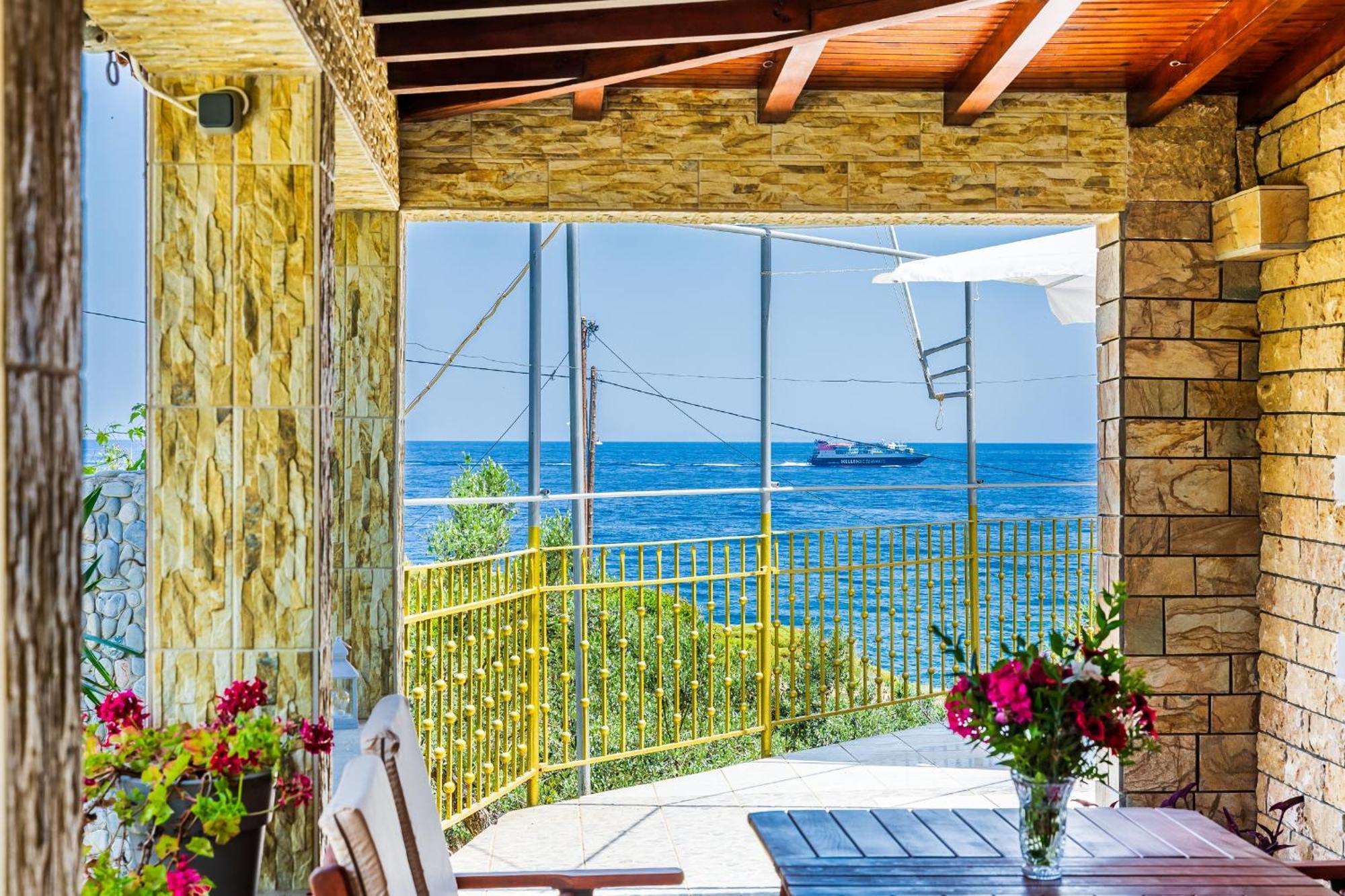 Nerissa Cottage - Skopelos Glossa Atheato エクステリア 写真