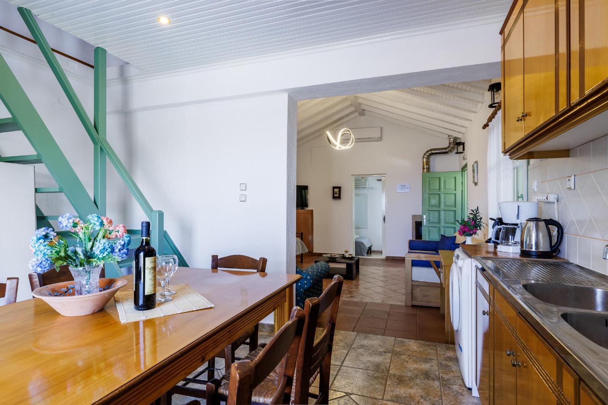Nerissa Cottage - Skopelos Glossa Atheato エクステリア 写真